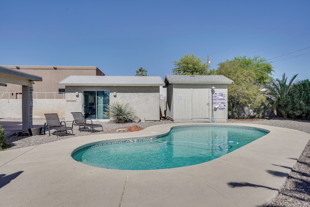 Havasu Paradise w/ Private Pool, Hot Tub & Casita!