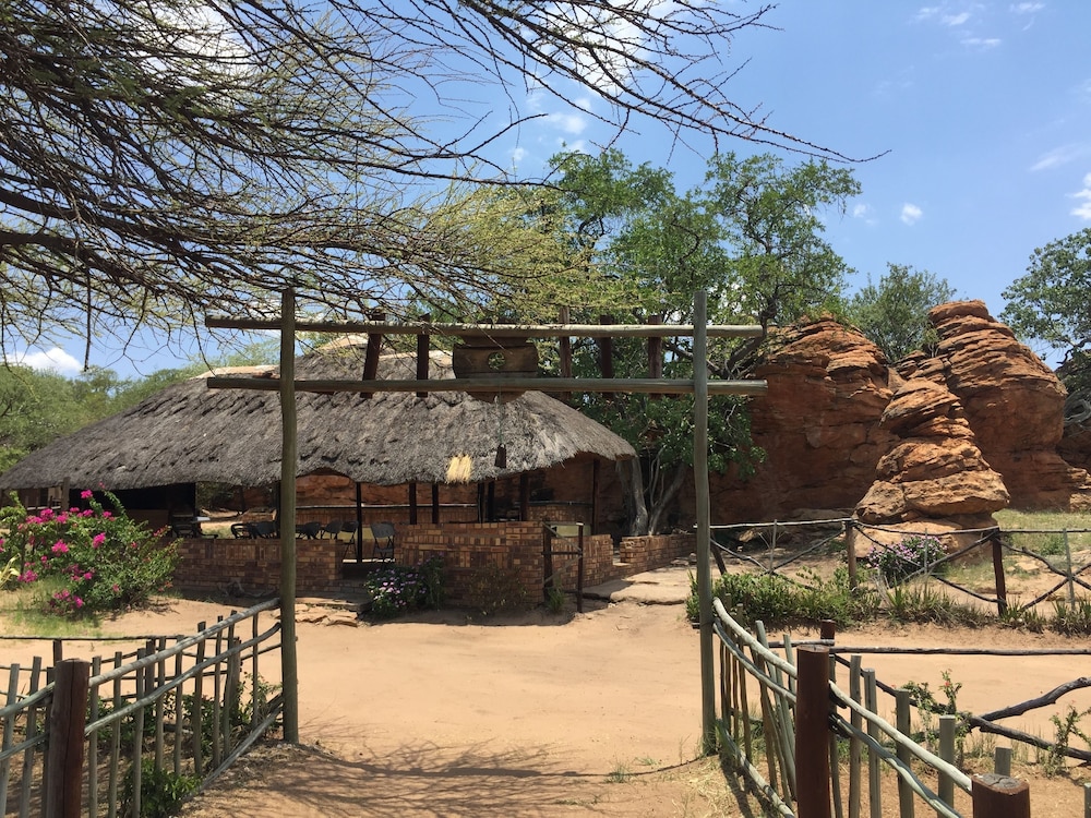 Masama Lodge and Campsite