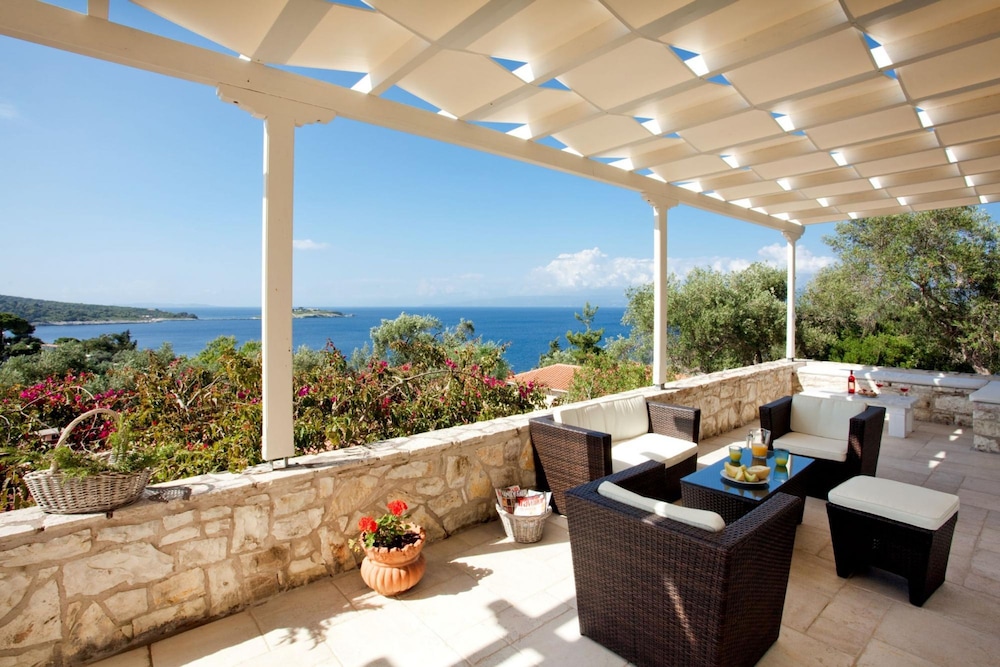 Villa Flora in Paxi With 4 Bedrooms and 4 Bathrooms view 5