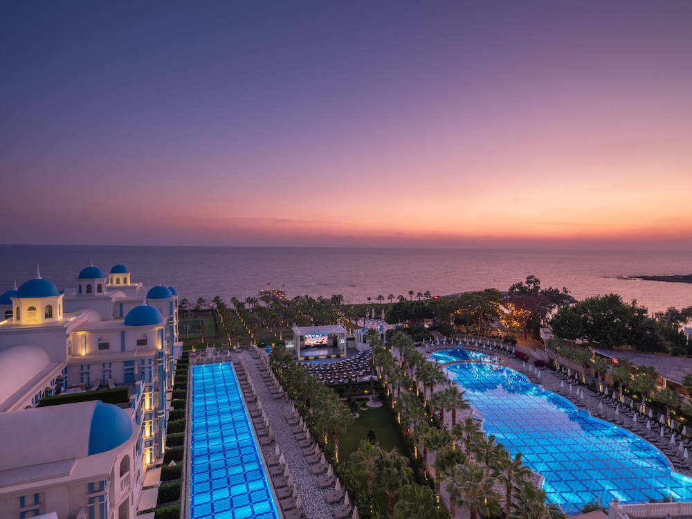 Rubi Platinum Spa Resort & Suites - All Inclusive