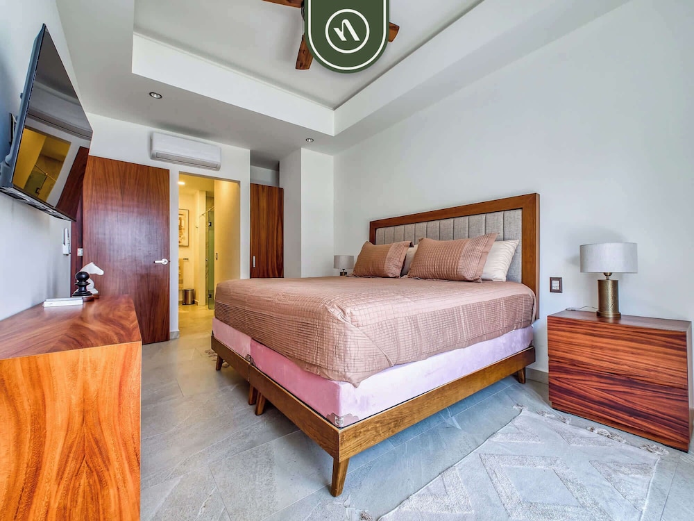 Amazing 2 BR Condo in Versalles - Rooftop Pool