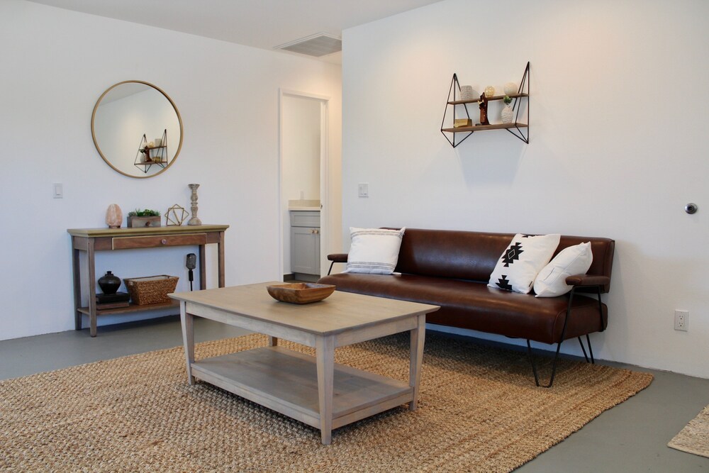 Stargazers' Abbey - In Joshua Tree! 3 Bedroom Home by RedAwning view 2