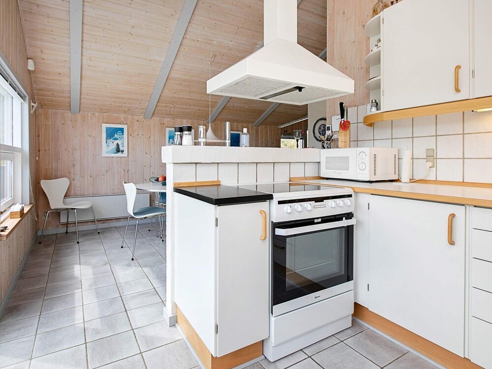 Holiday Home in Henne view 3