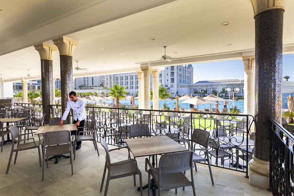 Hotel Concorde Green Park Palace