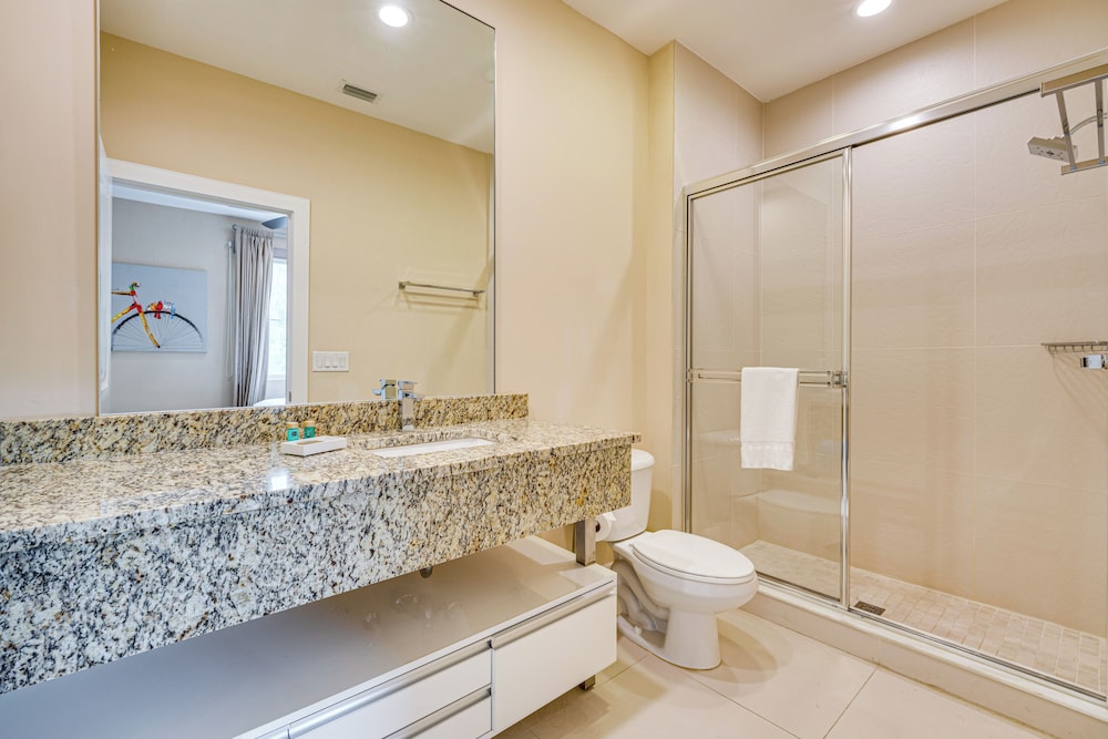 < 2 Mi to WDW Attractions: Luxe Family Getaway!