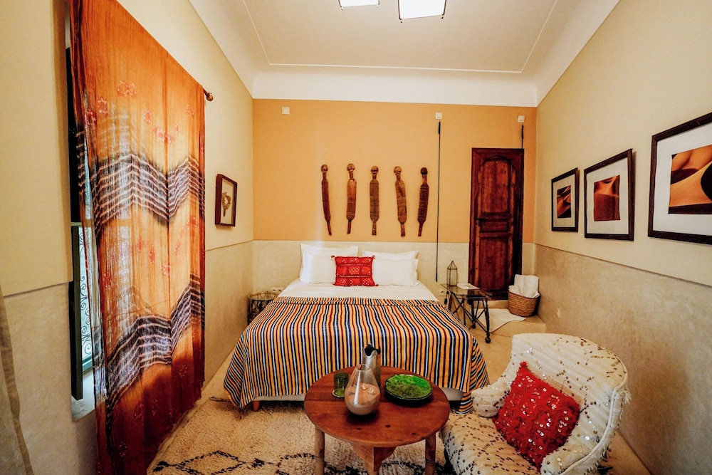 Riad dar ayur