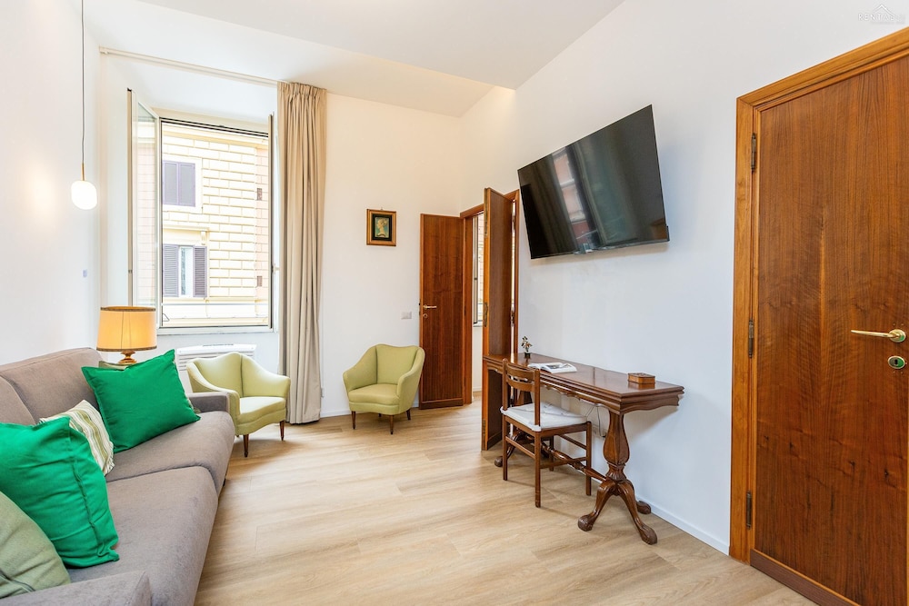Cola di Rienzo Apartment