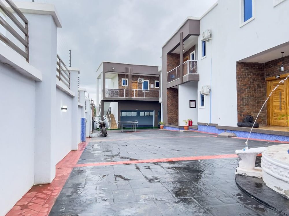 Meraki Apartments
