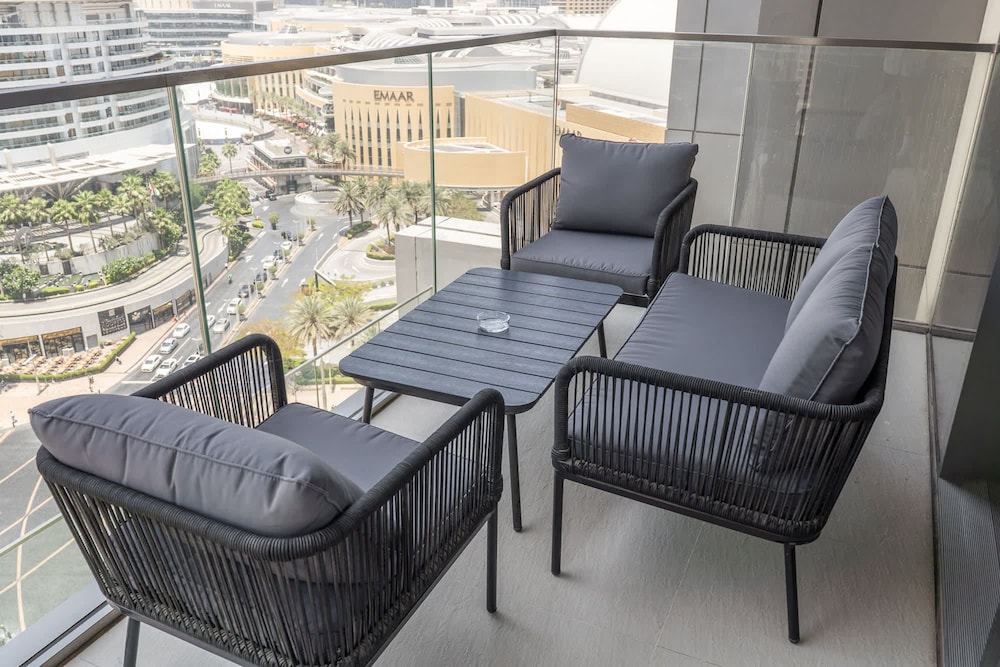 Gorgeous 1 Bedroom in Boulevard Point With City Views