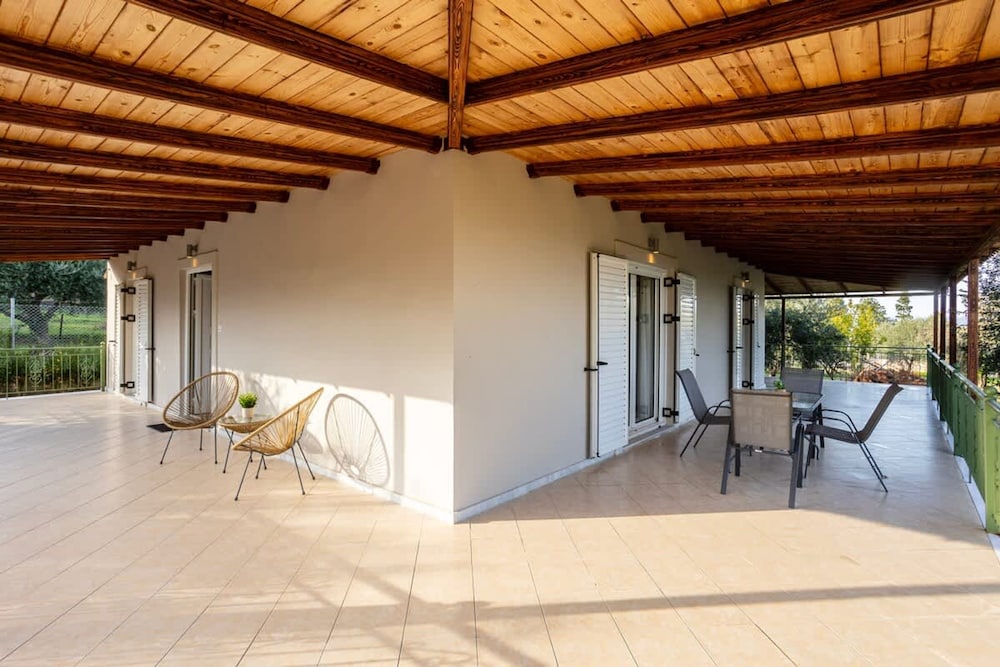 Aelia Guesthouse - Olive Grove Retreat