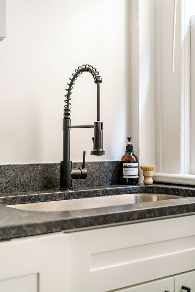 Jungle House Boutique Residences – Downtown Columbus & Short North