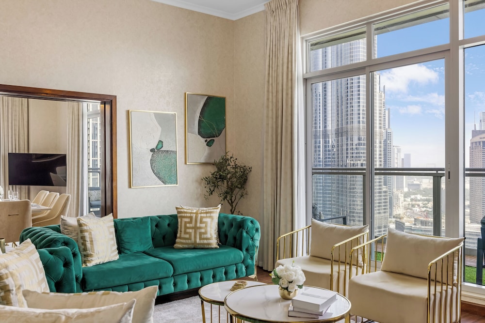 Durrani Homes - Alluring 5BR Penthouse with Burj Khalifa and Fountain View