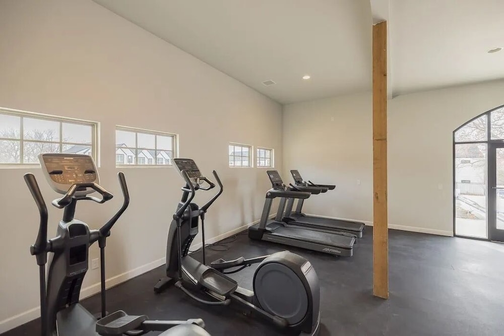Landing Furnished Apartments Tulsa - Creek County