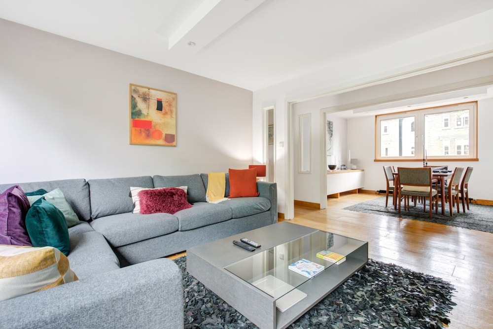 Modern Notting Hill 2 Bedroom Near Royal Oak Tube