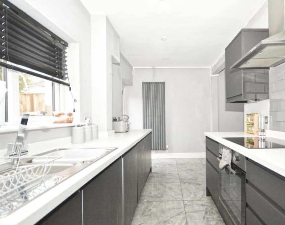 Immaculate 3-bed House in Bungay view 2