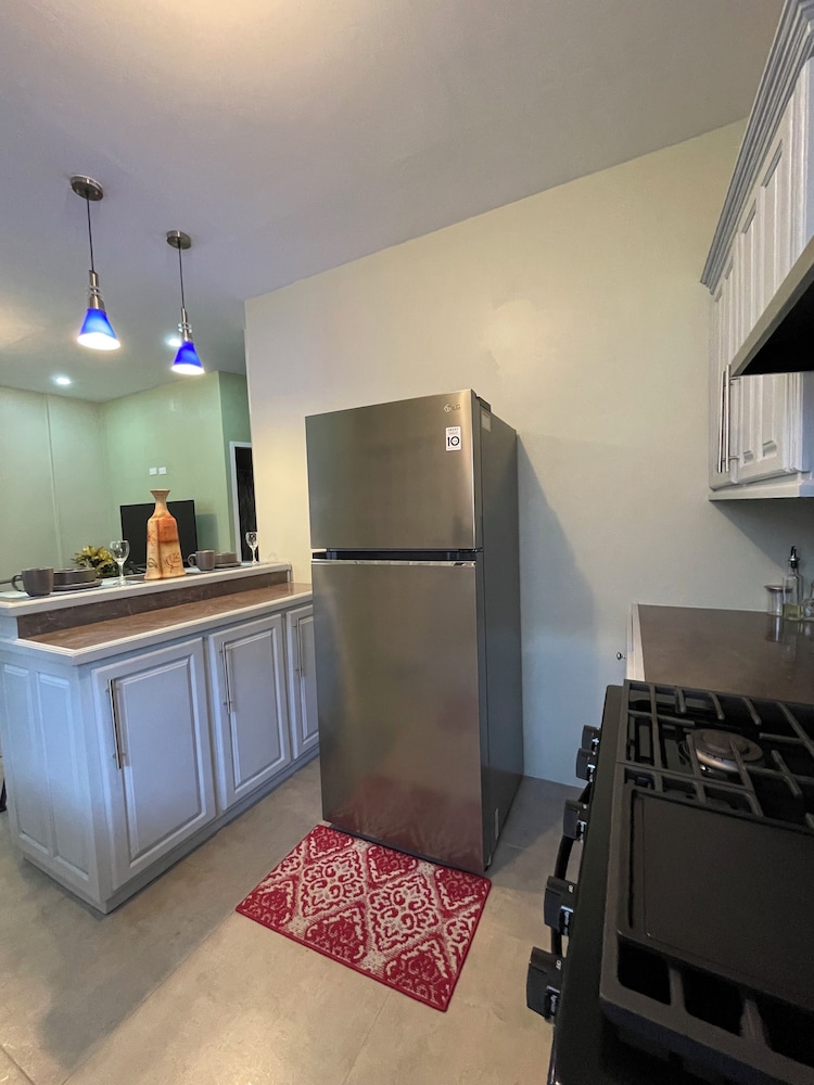 El Carmen Apartments