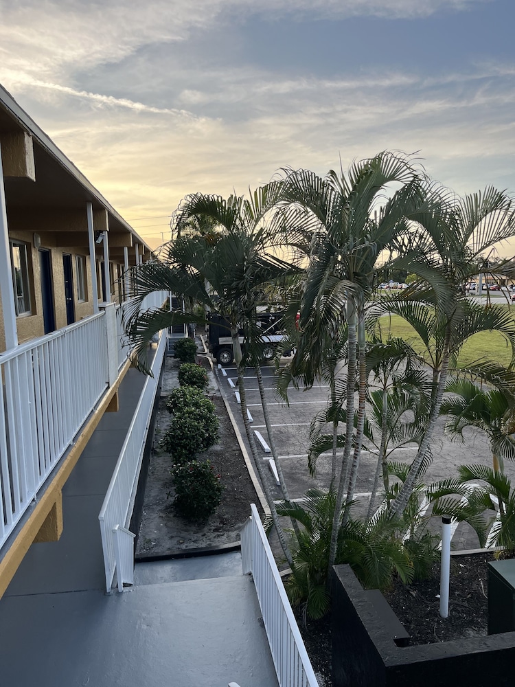 Budget Inn - Punta Gorda