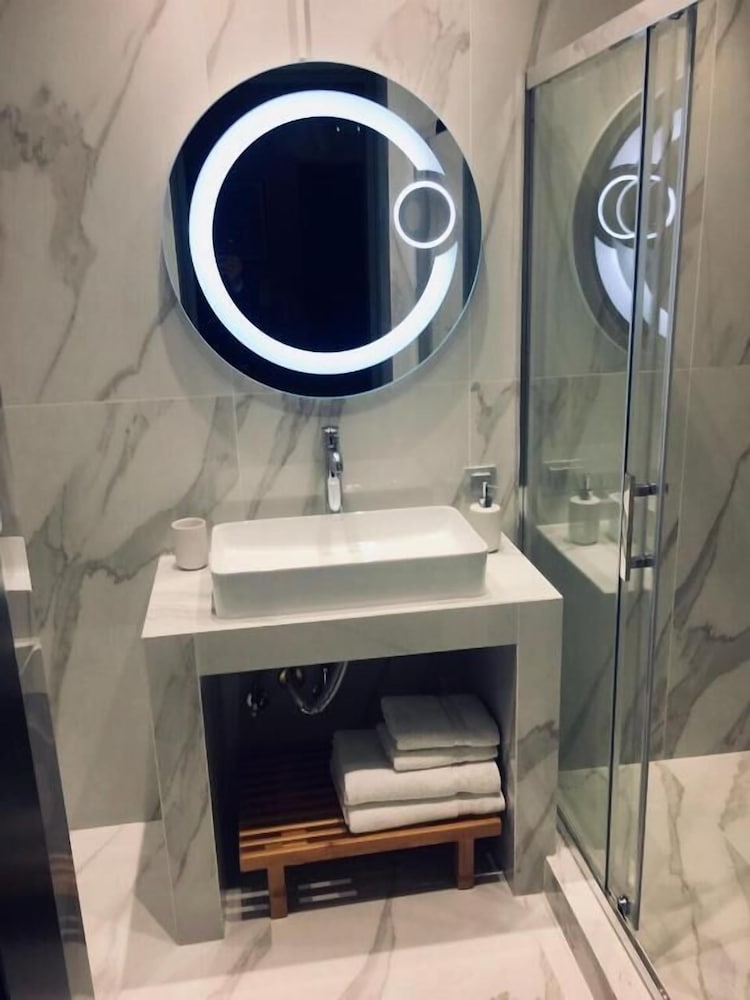 Metis Athens Suites