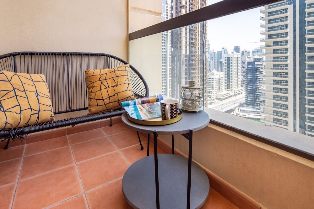 Luxurious 2BR in JBR With Amazing Marina Views!