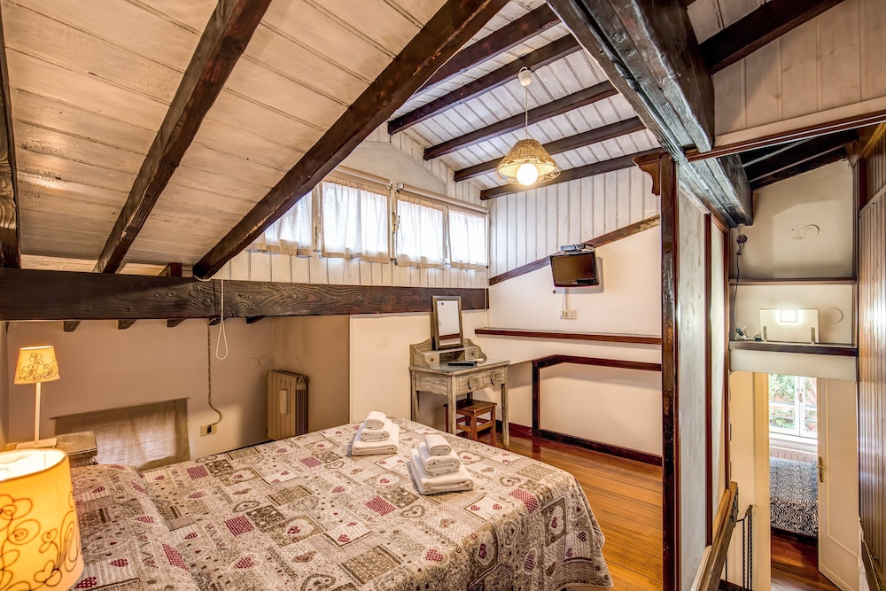 The House In Trastevere
