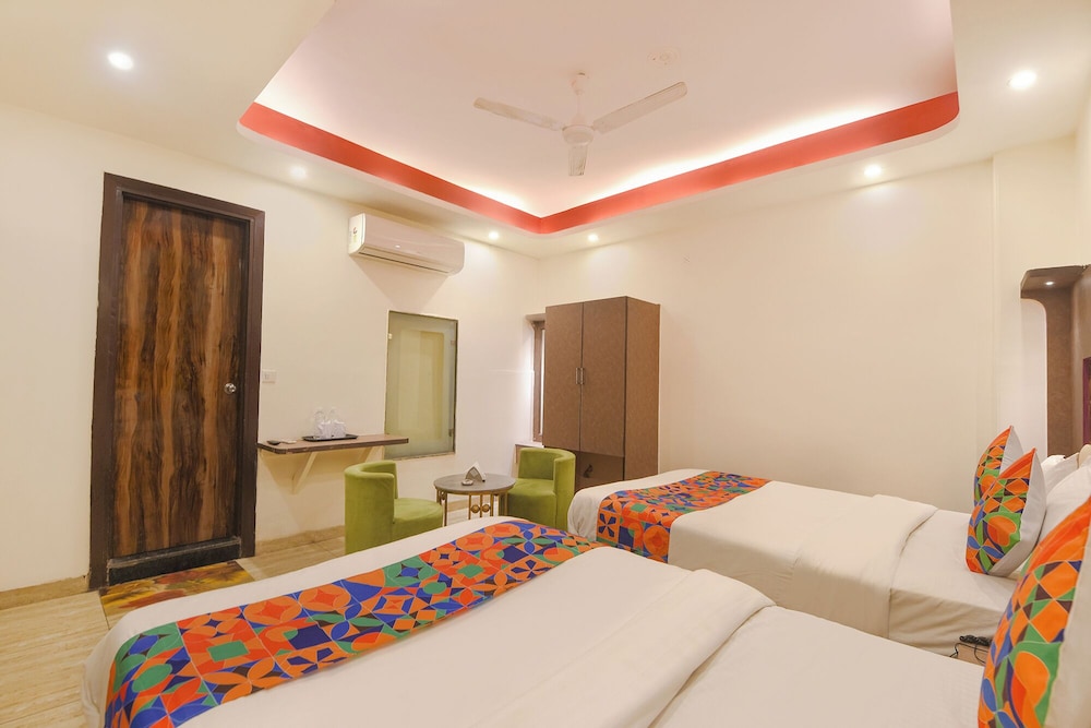 Fabhotel Dev Residency