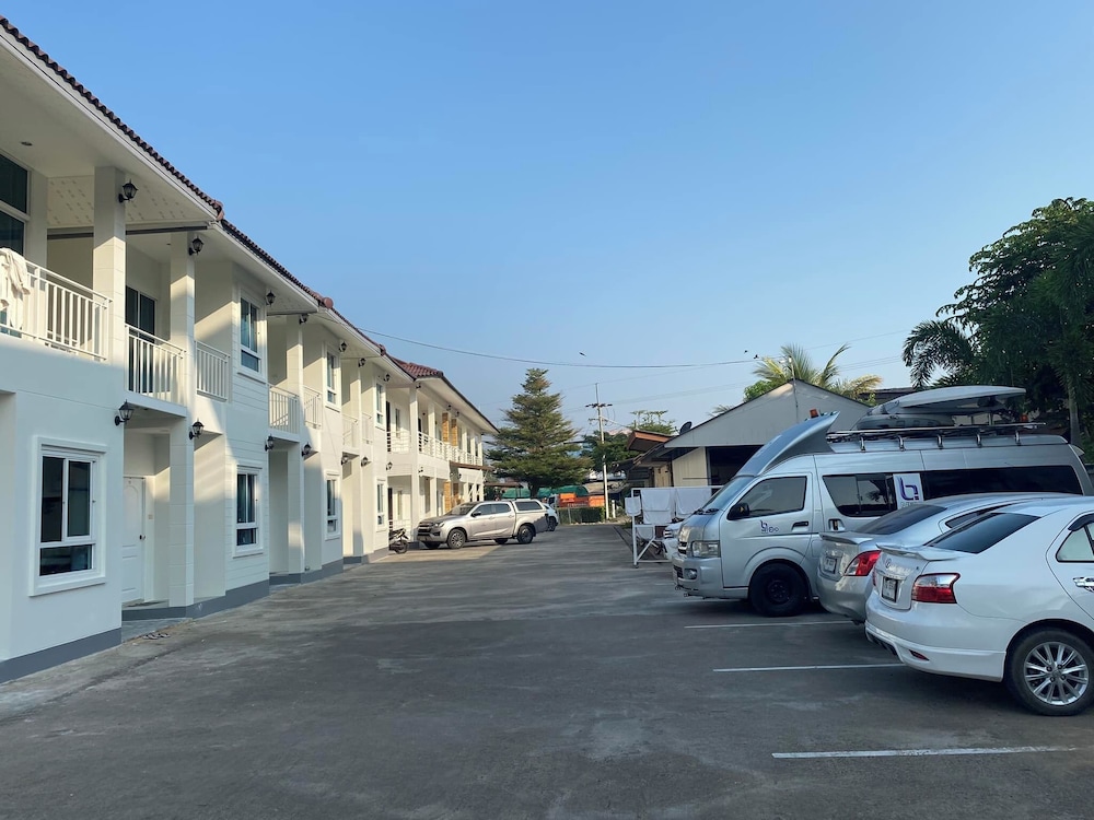 ThanaVill Resort