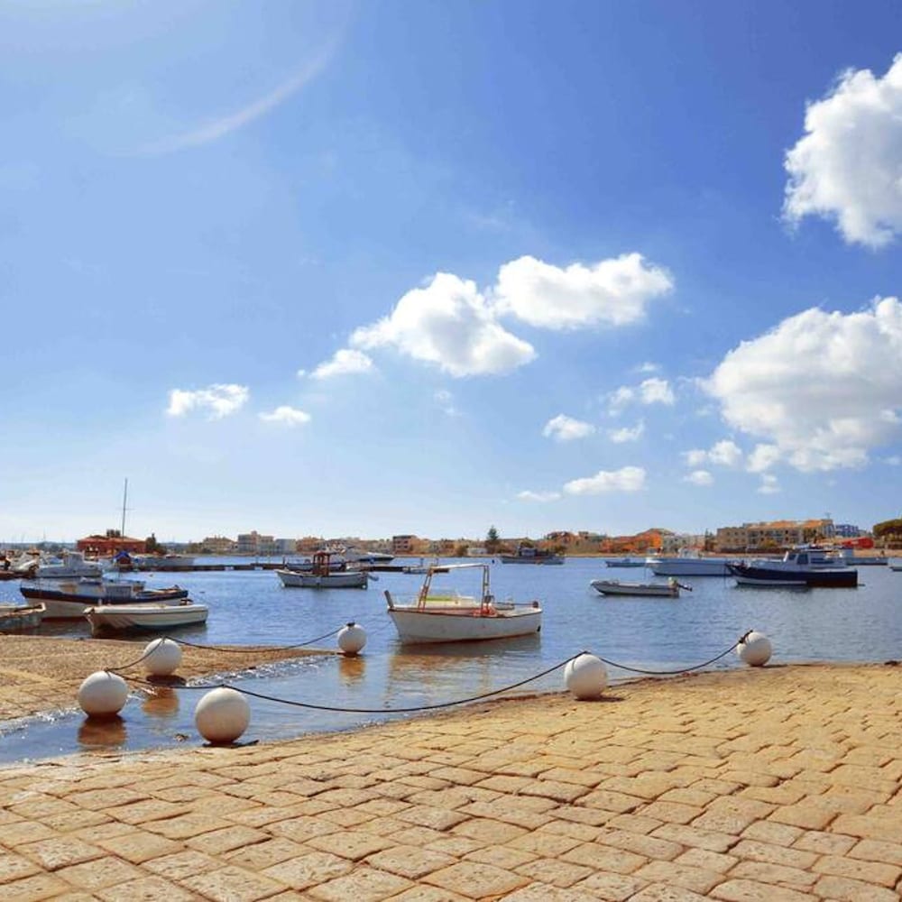 Yachting Apartments - Cozy Apartments Overlooking