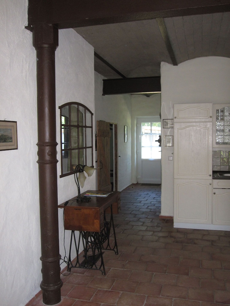 Photo 28