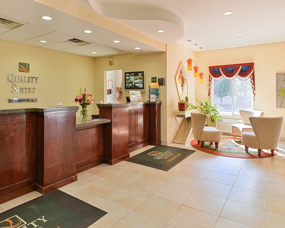 Quality Suites - Property Image 23