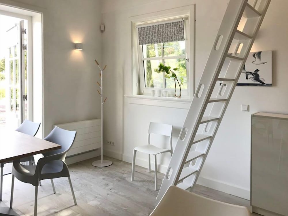B&B Reeburg