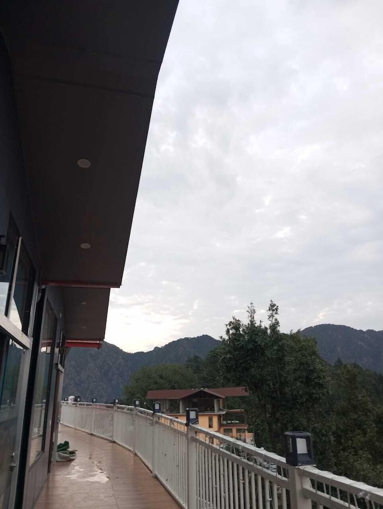 Mount Vista by Atya Hotels