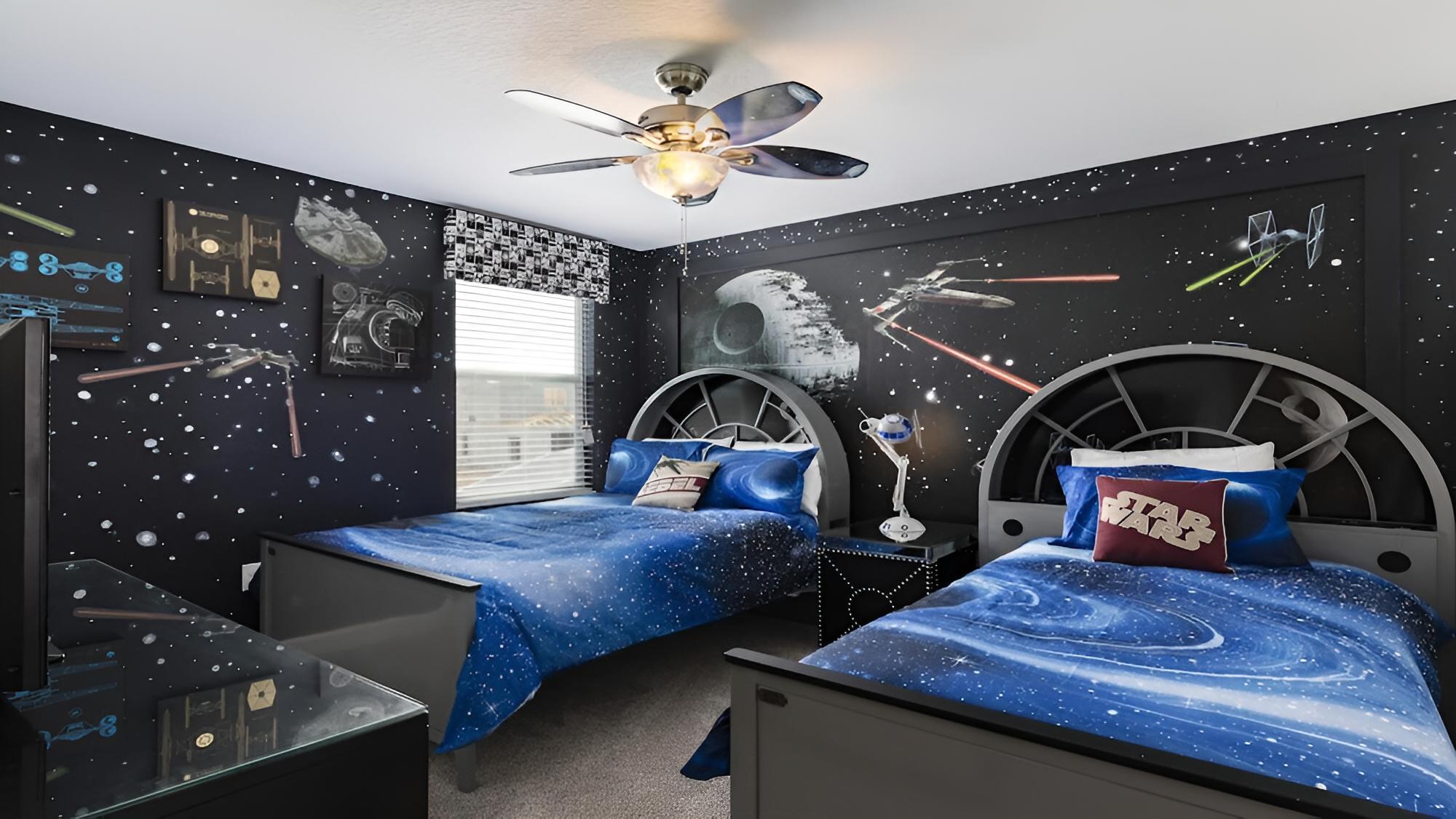 South Pool Game Room Theater Steps to Clubhouse - Image 5