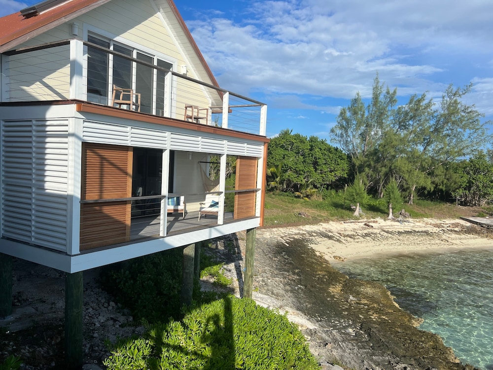 Touch Of Class Cottage - A Caribbean Beachfront Cottage 2 Bedroom Cottage