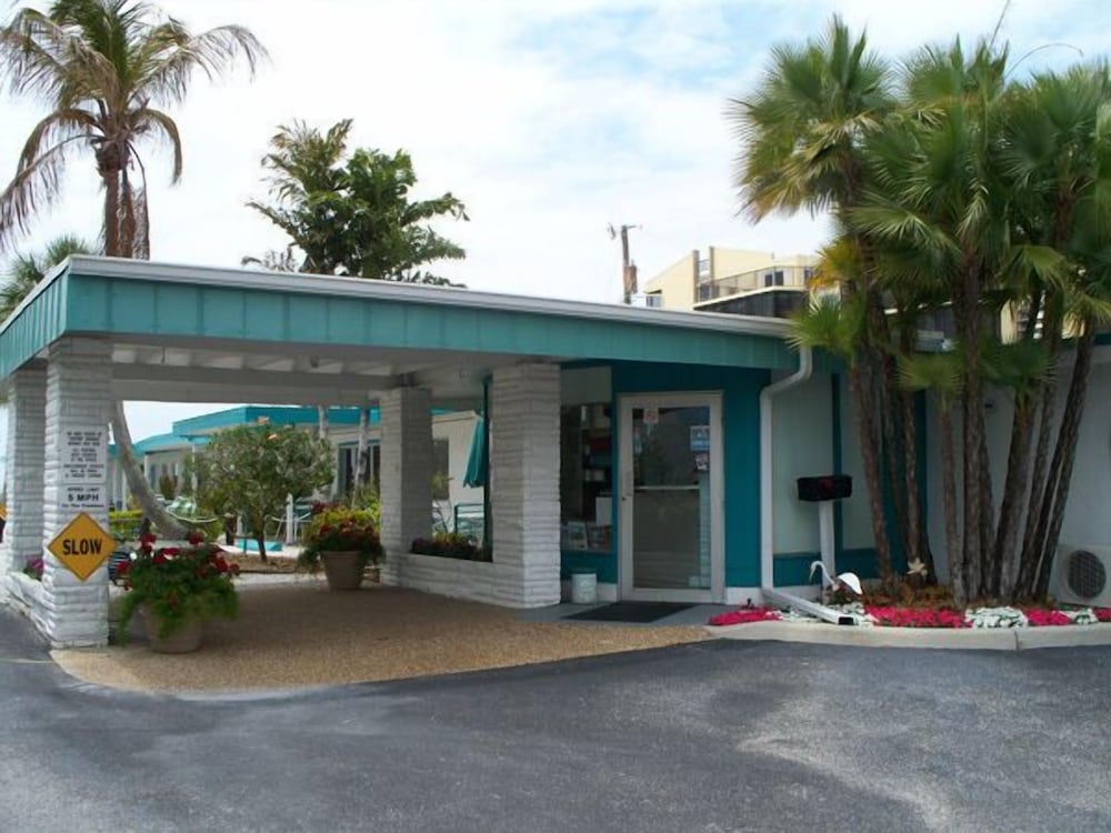 Sea Club I Beach Resort