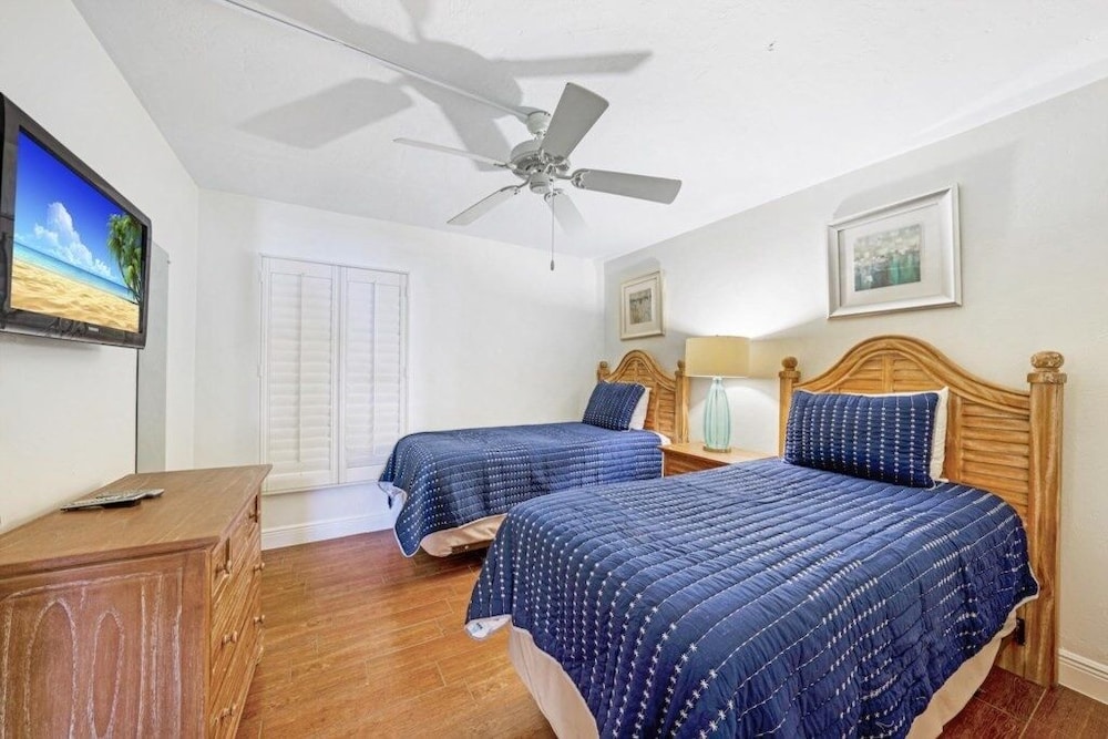 South Seas Beach Villa 2538 3 Bedroom Condo