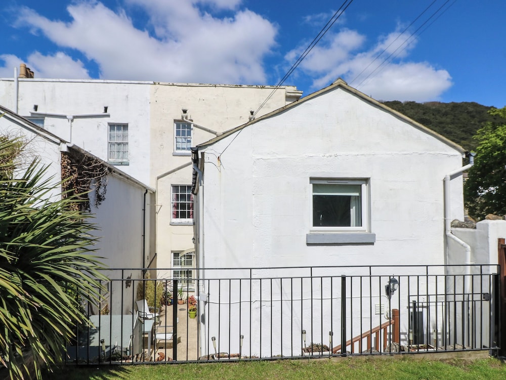 Willow Cottage