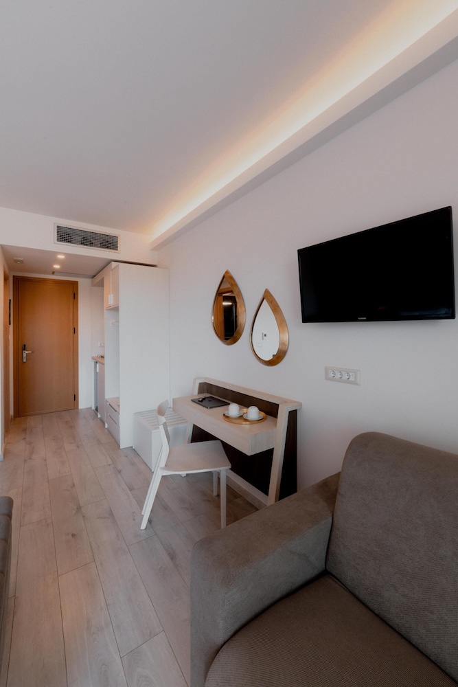 Palacio Del Sol Luxury Apartments - Property Image 47