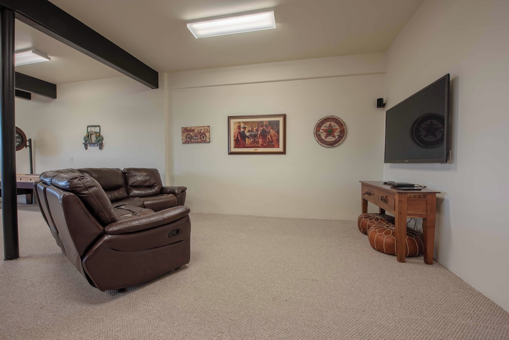 Blue Oak Oasis
