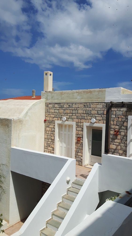 Dionysos Authentic Resort & Village