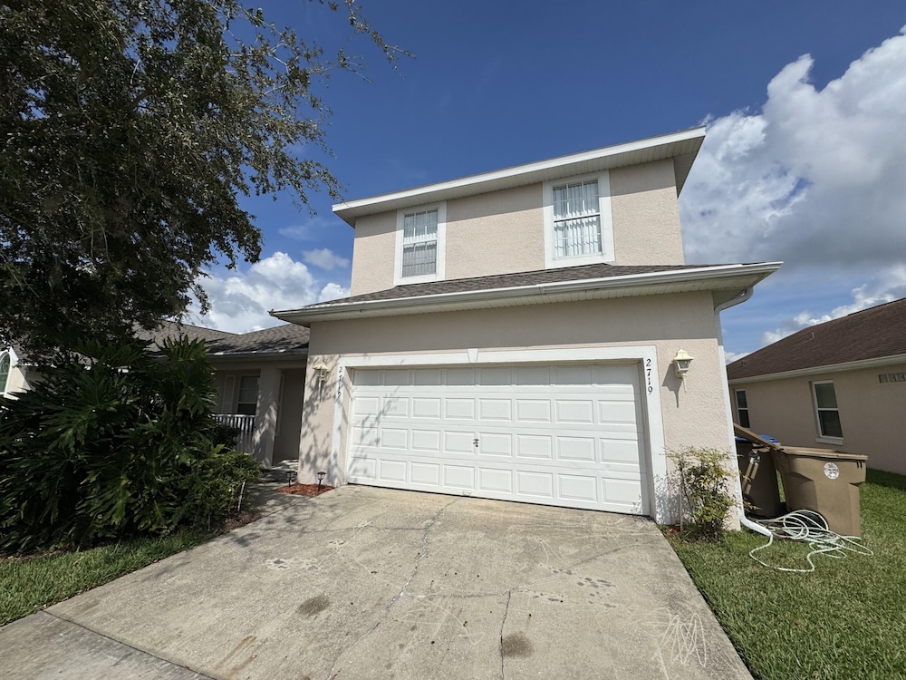 Luxury Vacation Home in Kissimmee, Perfect for Families and Golfers