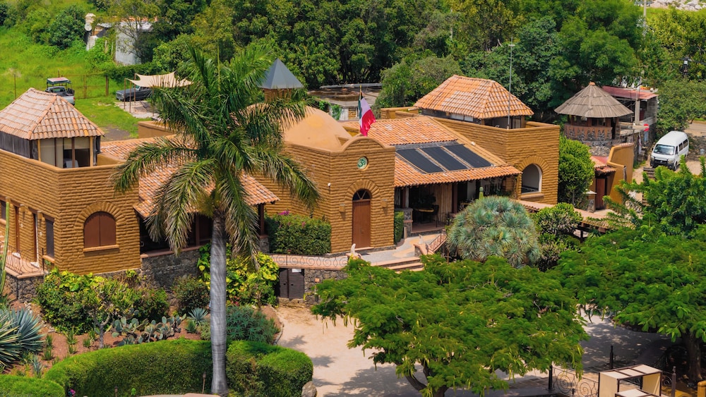 Cuernavaca Vacations - Hostal de la Luz - Property Image 1