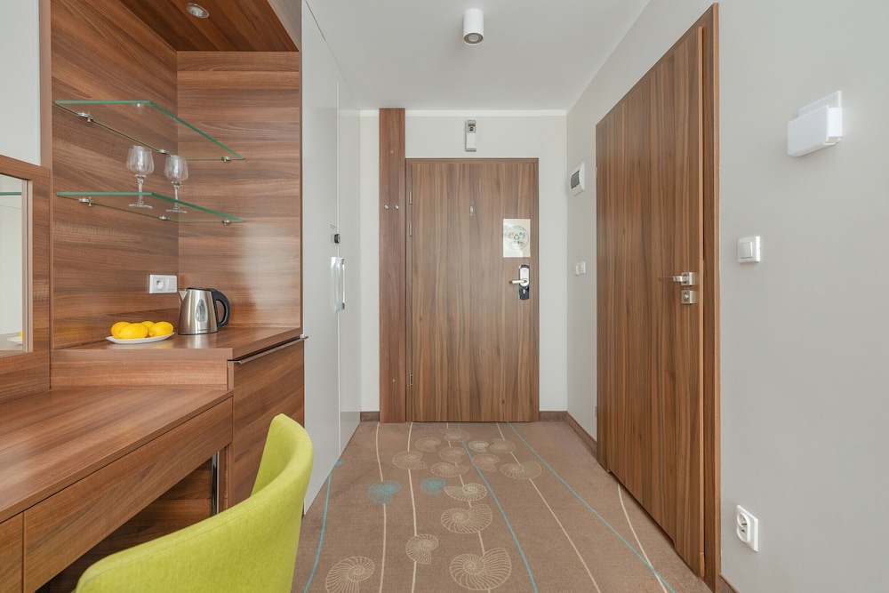 Promenada Gwiazd Balkon by Renters