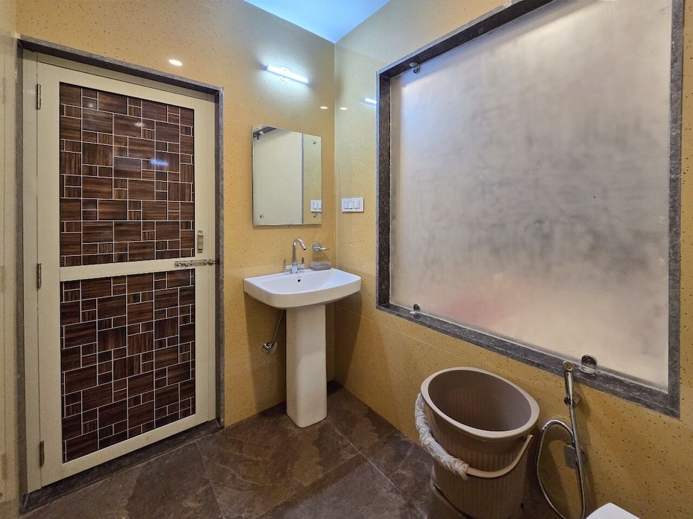 Aghor Guest House