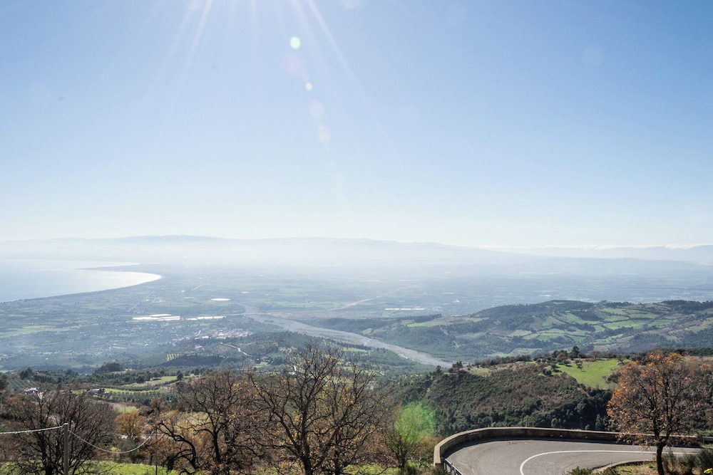 Agriturismo nel cuore del Pollino con Vista Panoramica