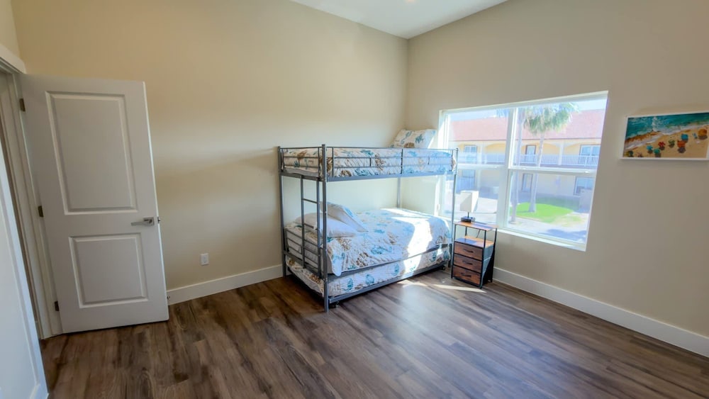 200 Steps To Beach Private Pool 2 Big Levels 3 Bedroom Apts
