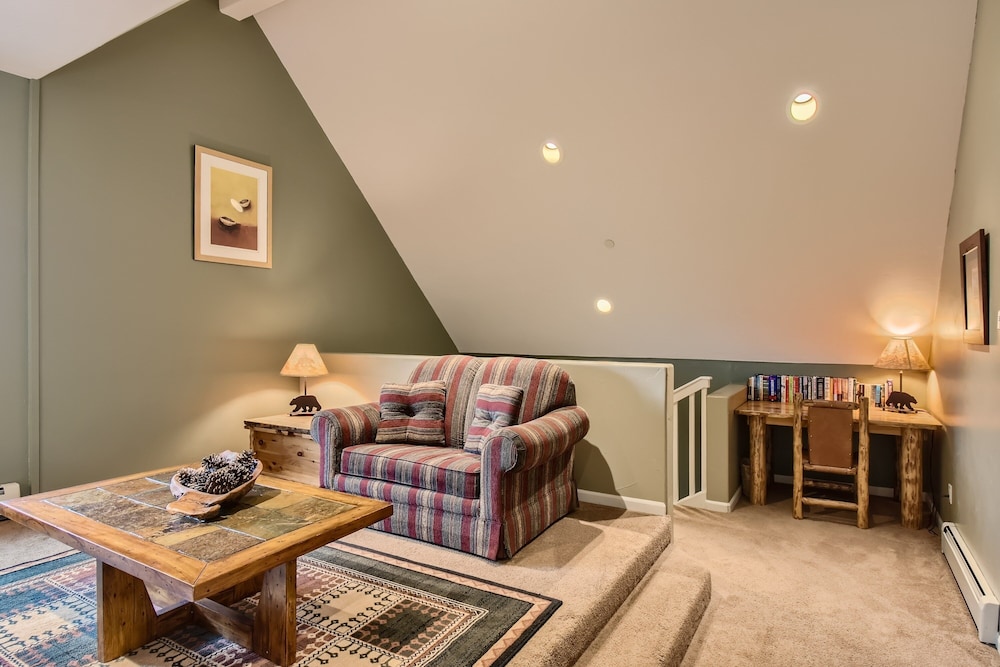 Summit County Vacations - 42 Burgundy 4br 3.5ba 4 Bedroom Townhouse by RedAwning - Property Image 46