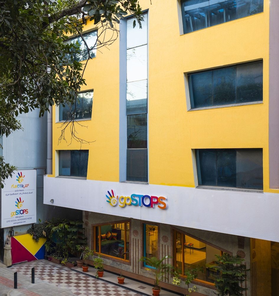 goSTOPS Bengaluru Gandhi Nagar Majestic.