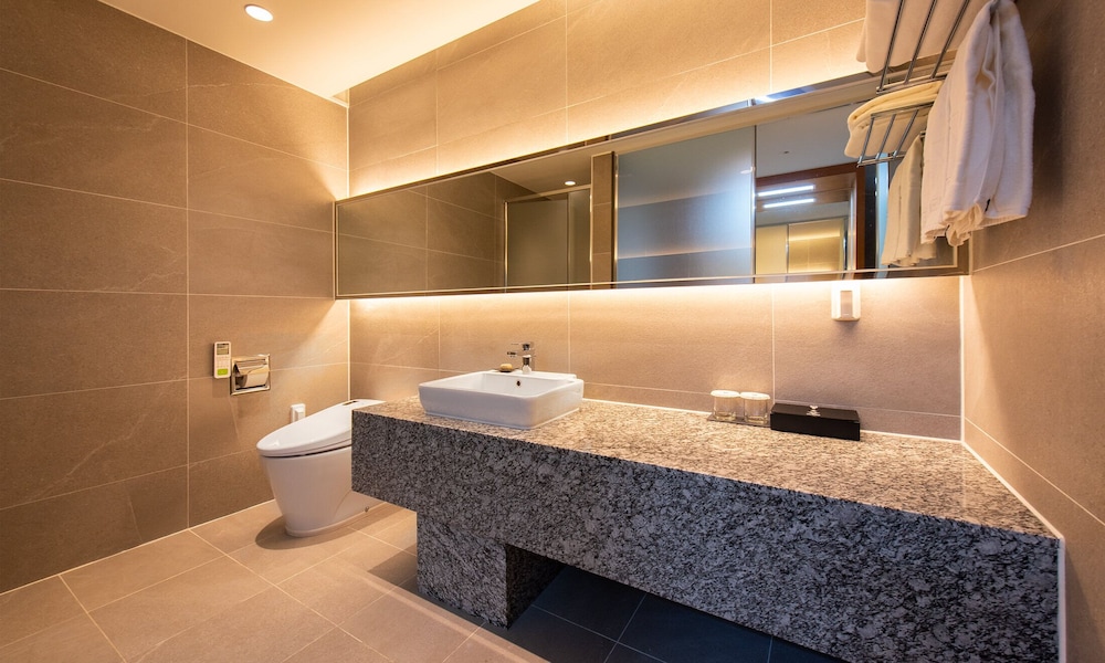 Venezia Hotel and Suite 47