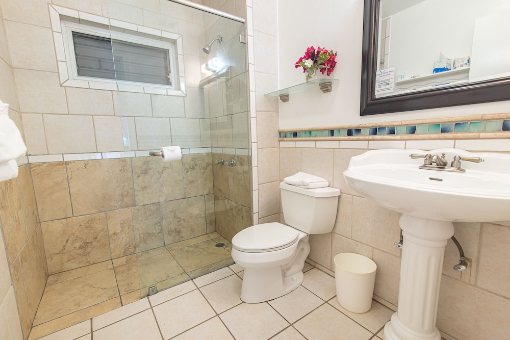 Osprey Beach Hotel - Photo 10