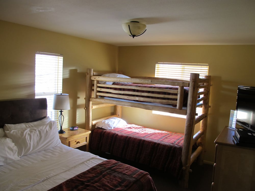 Convict Lake Resort
